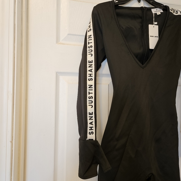 NWT!!! Shane Justin Jumpsuit - Picture 2 of 8